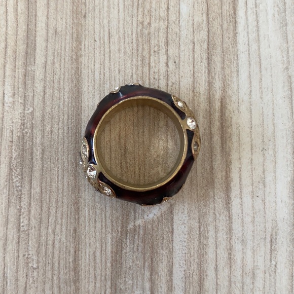 ❤️ Banana Republic Rhinestone Ring - Picture 2 of 3